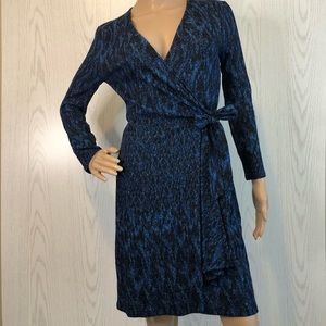 NWOT BCBGMAXAZRIA Adele 3/4 Sleeve Wrap Dress Black Royal Size XS